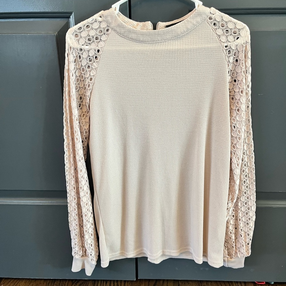 Cream Lace Sleeve Top